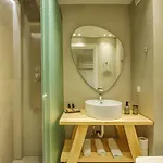 Mini *