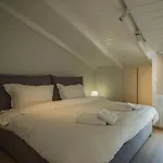 Mini Apartment